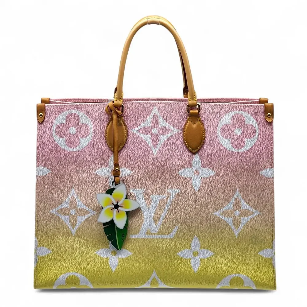 Louis Vuitton OnTheGo Tote By The Pool Monogram Giant GM Pink - Picture 1 of 10